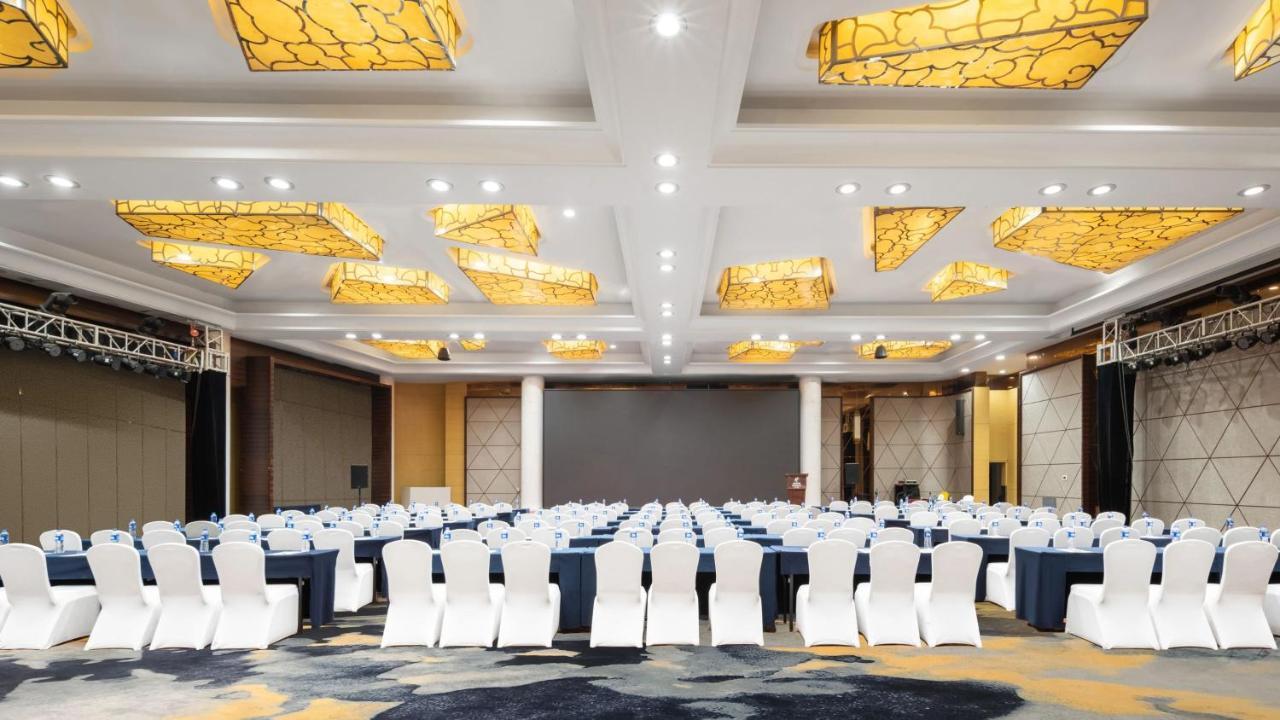 Holiday Inn Shijiazhuang Central By Ihg Eksteriør bilde